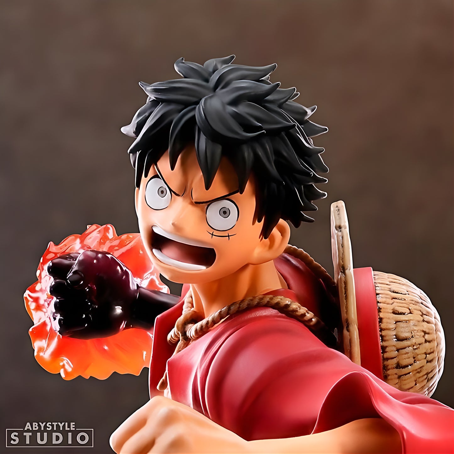 ヨーロッパ限定 モンキー・D・ルフィ 1:10スケールフィギュア