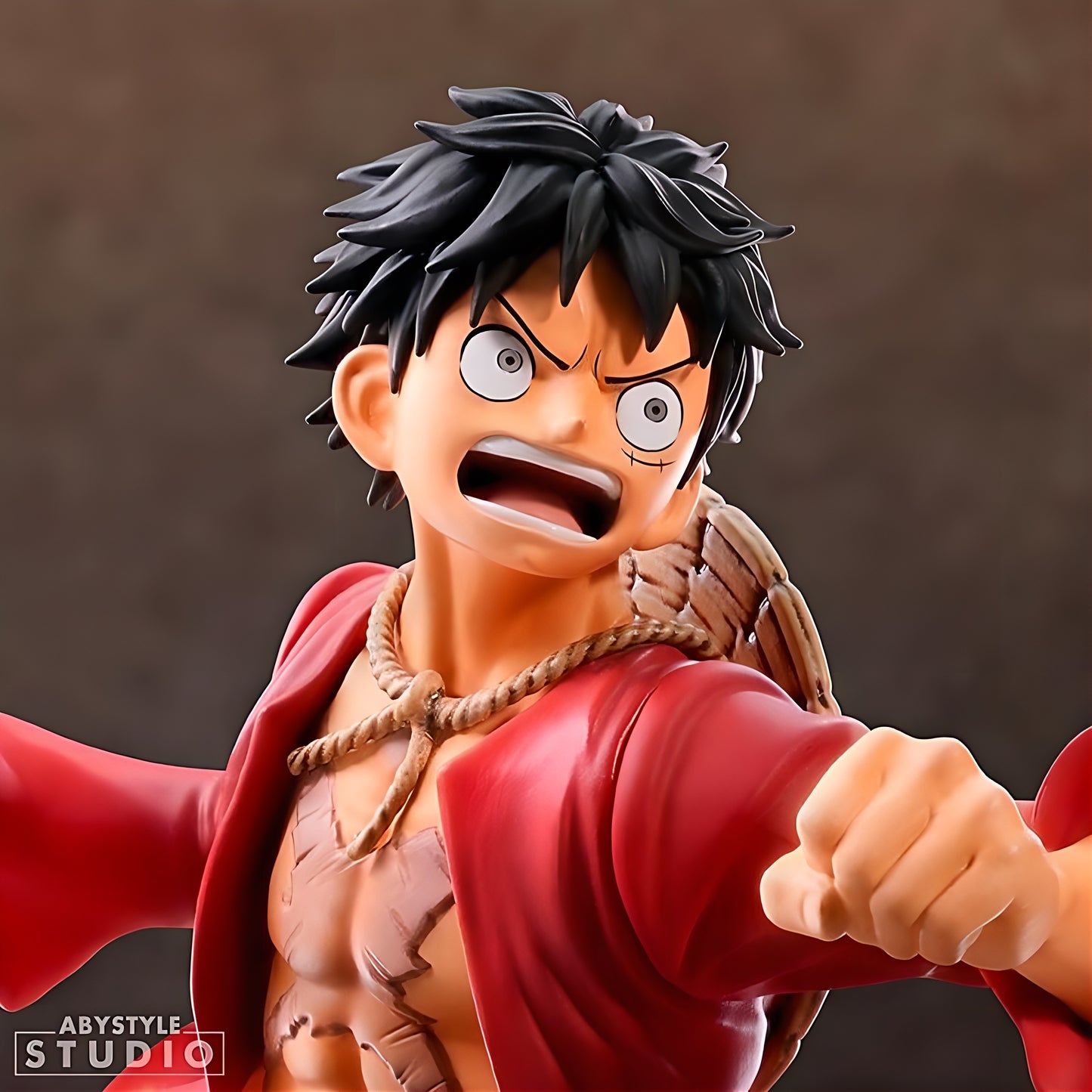 ヨーロッパ限定 モンキー・D・ルフィ 1:10スケールフィギュア