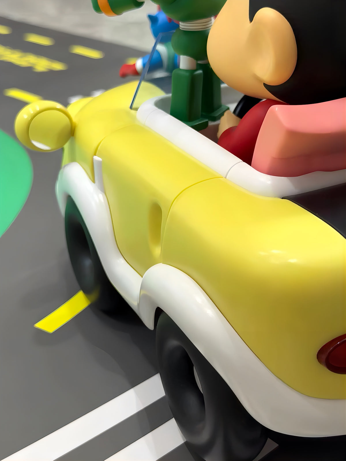 クレヨンしんちゃん 野原家 Action Car ライトアップモデル