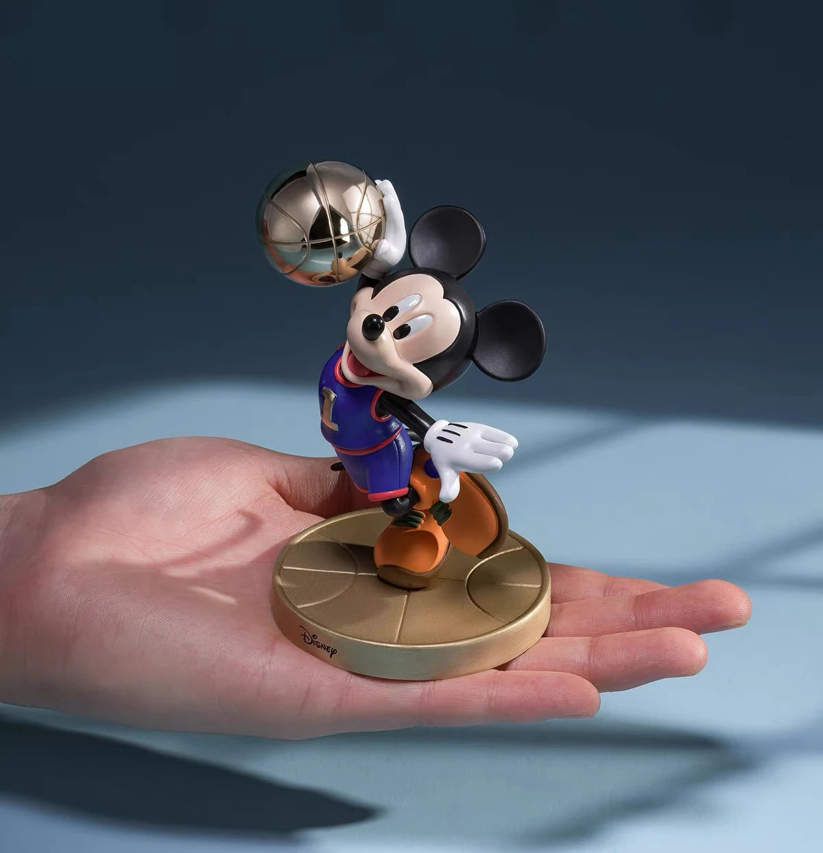 ディズニー ミッキーマウス スタチュー スポーツシリーズ バスケットボール Ver.
