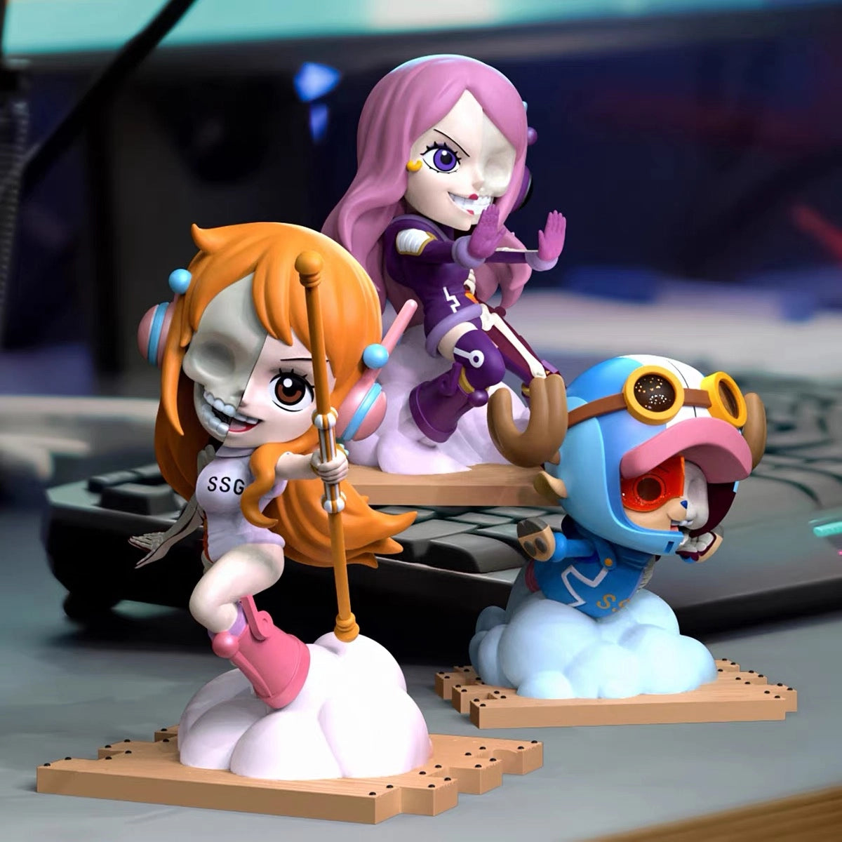 ONE PIECE Freeny's Hidden Dissectibles Egghead Arc Series Part 2 ナミ ジュエリー・ボニー トニートニー・チョッパーの半身骨格フィギュア展示イメージ